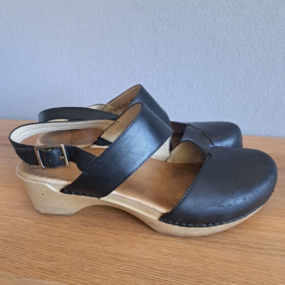 Dansko Thea Leather Clogs Slingback Sandals Wood Cut Out Black Womens 38 7 7.5 - Picture 2 of 10